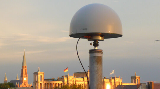 Sapos Antenne auf dem Gebäudedach an der Liebigstraße in München